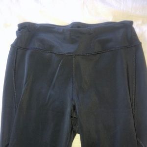 VS cinched black leggings *gently used*